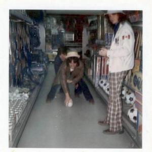 shopping Caskey Moon & OGrady